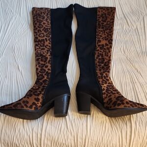 Stylish Leopard Print Heeled Boots